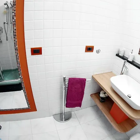 Bed & Breakfast I Art 4*
