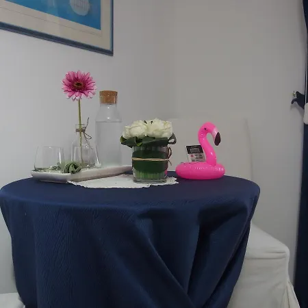 Bed and Breakfast I Art