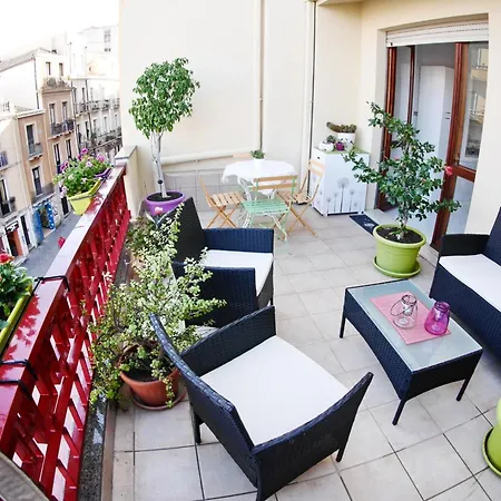 I Art לינה וארוחת בוקר